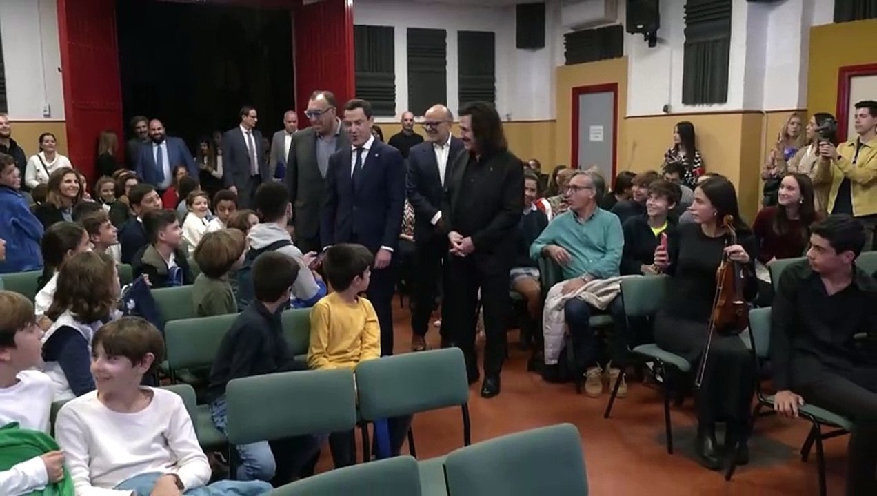 Moreno subraya que para Andalucía es "un orgullo" acoger los Latin Grammy