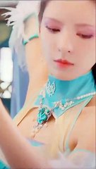 Zhang Yuxi, a beautiful woman in ancient costume  張予曦古裝顏值美女  Zhang Yuxi, una bella mujer vestida con un traje antiguo