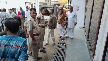 चोरों ने को पसंद आए घी के पीपे, बादाम के कट्टे और महंगे कपड़े...