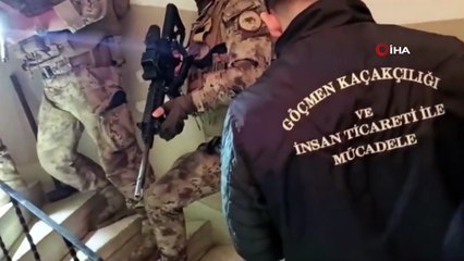 İstanbul'da Göçmen Kaçakçılığı Operasyonu: Polisler ve Memurlar da Yakalandı