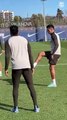 Que no caiga el balón, la fantasía de los jugadores en el entrenamiento del Barça