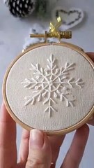 Tutoriel de broderie, flocons de neige, décoration de Noël, sapin de Noël, idée cadeau fait main