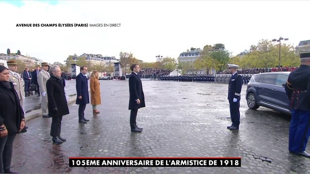 Le président de la République Emmanuel Macron est arrivé sur la Place de l'Etoile à Paris