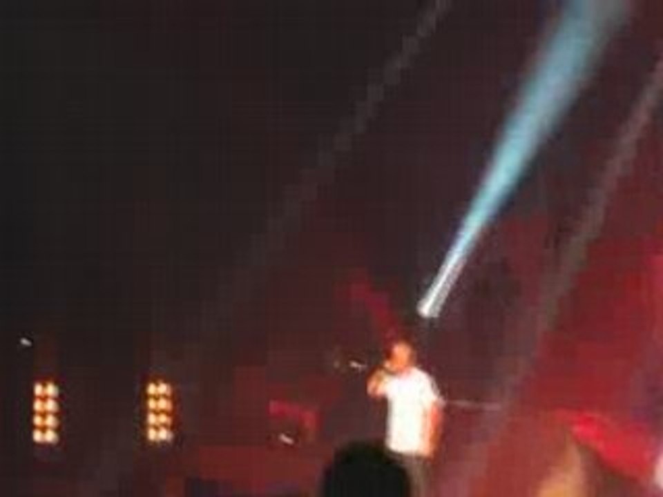 SINIK en concert au zenith L'ESSONNE'GELESS