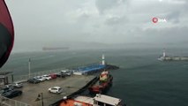 Çanakkale Boğazı'nda Fırtına Nedeniyle Deniz Ulaşımı Olumsuz Etkileniyor