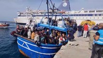 A Lampedusa riprendono  gli arrivi dalla Tunisia