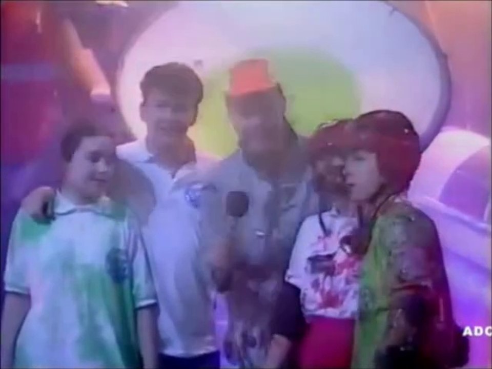 Celebrity Double Dare UK 1991 Obstacle Course R...