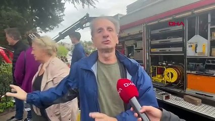 Üsküdar'da Otomobil 4 Katlı Binanın Bahçesine Düştü