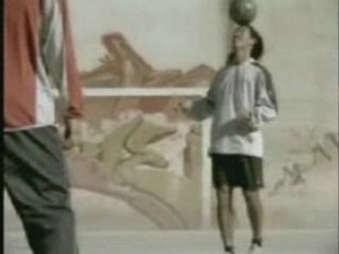 Nike Football Freestyle - Ronaldinho & Inamoto