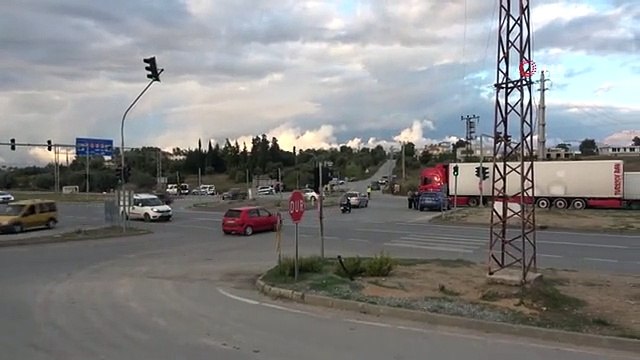Kırmızı Işıkta Bekleyen Araça Tır Arkadan Çarptı: 1 Yaralı