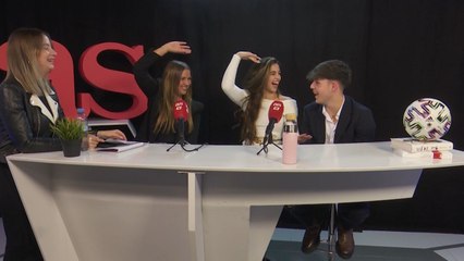 La propuesta de los tiktokters Victoria Caro e Iván Cañellas a Piqué y Shakira