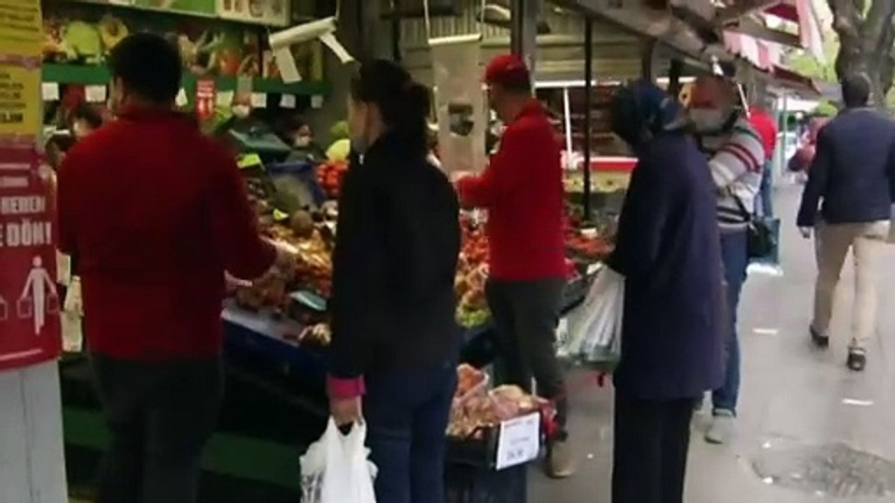 Quelles sont les prévisions de la Banque centrale en matière de dollar et d'inflation pour la fin de l'année ? À combien s'élèvera le dollar à la fin de 2023 ?