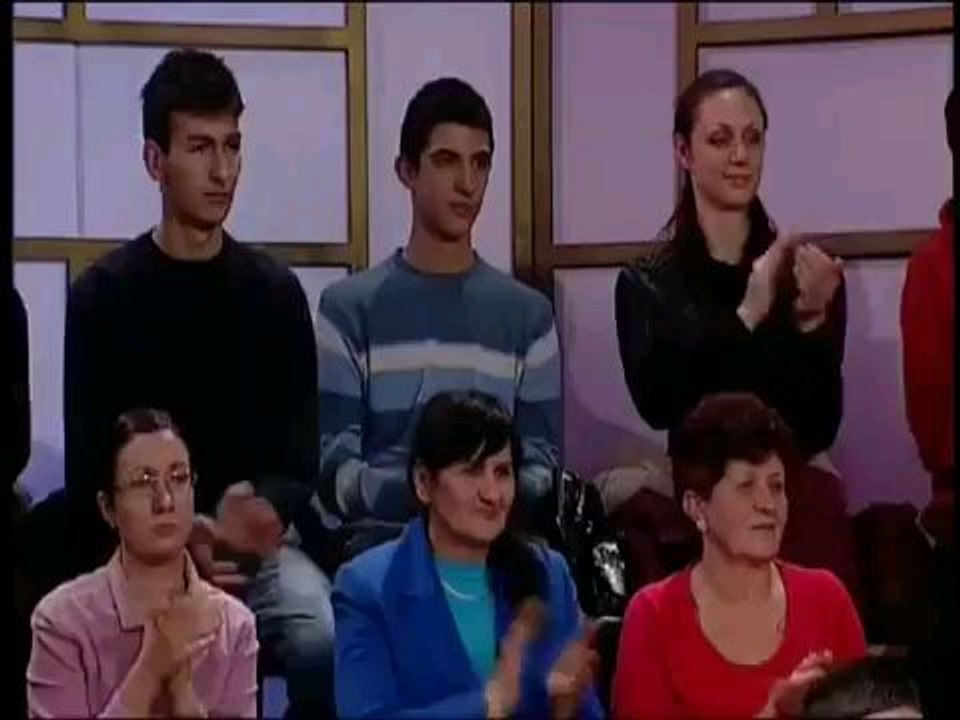 Sanja Djordjevic - To me tako dobro boli - Nedeljno Popodne sa Leom Kis - (Tv Pink 2013)