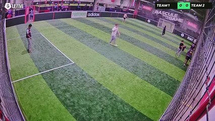 Youssef 11/11 à 19:09 - Football Terrain 5 (LeFive Carrières-sous-Poissy)