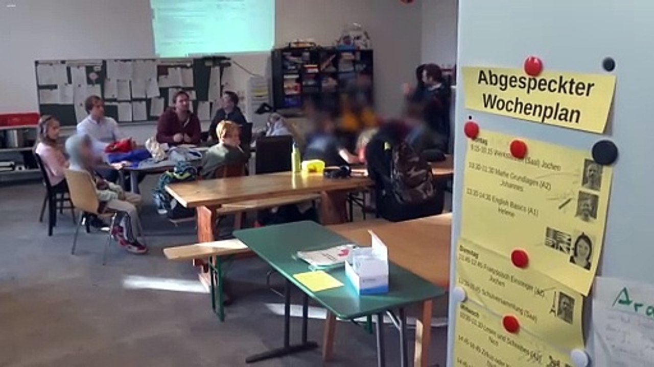 Schulversammlung an der Demokratischen Schule X in Berlin