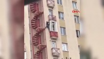 İstanbul'da 5. katta tadilat yapan adamın tehlikeli hali cep telefonu kamerasına yansıdı