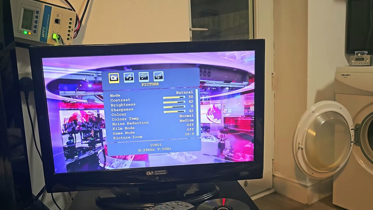 Look at a working ACOUSTIC SOLUTIONS LCDW22DVD95F 22 inch HD LCD TV DVD