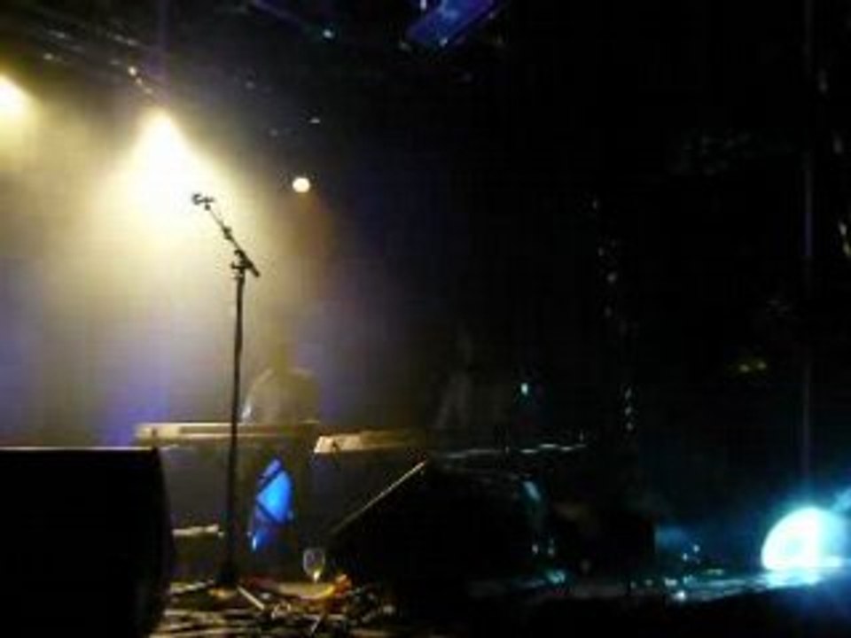 Sébastien Tellier  L'amour et la Violence