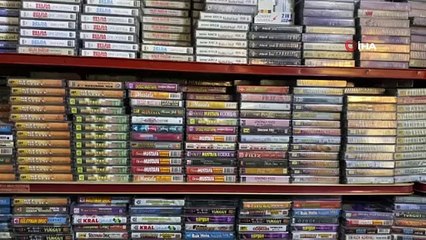 Konya'da 45 Yıldır Kaset Satışı Yapan 75 Yaşındaki Eyüp Mermer, Ölene Kadar Devam Etmek İstiyor