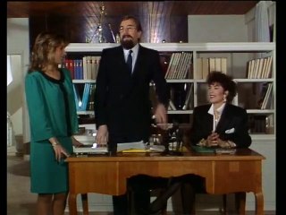 ΚΥΡΙΕ ΚΑΘΗΓΗΤΑ ΠΟΥ ΚΟΙΜΗΘΗΚΑΤΕ ΧΘΕΣ - 1989 - VHSRip - 640x480