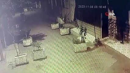 Hırsızlar kebapçının etlerini çalıp kayıplara karıştı... O anlar kamerada