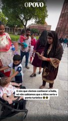 Bebê brasileira vira chama atenção e vira “atração turística” na Índia