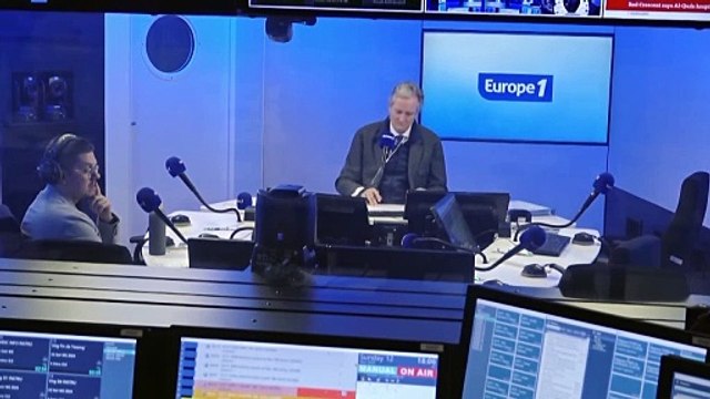 EN DIRECT - Marche contre l'antisémitisme : 182.000 personnes ont défilé en France, 105.000 rien qu'à Paris