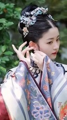 Beauty with antique smile  古風笑容美女  Belleza con sonrisa antigua