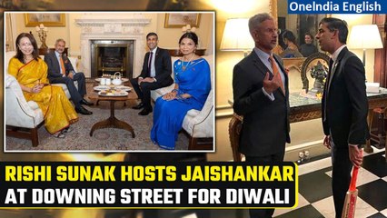 Descargar video: EAM S Jaishankar meets Rishi Sunak in London, gifts bat signed by Virat Kohli | Oneindia News