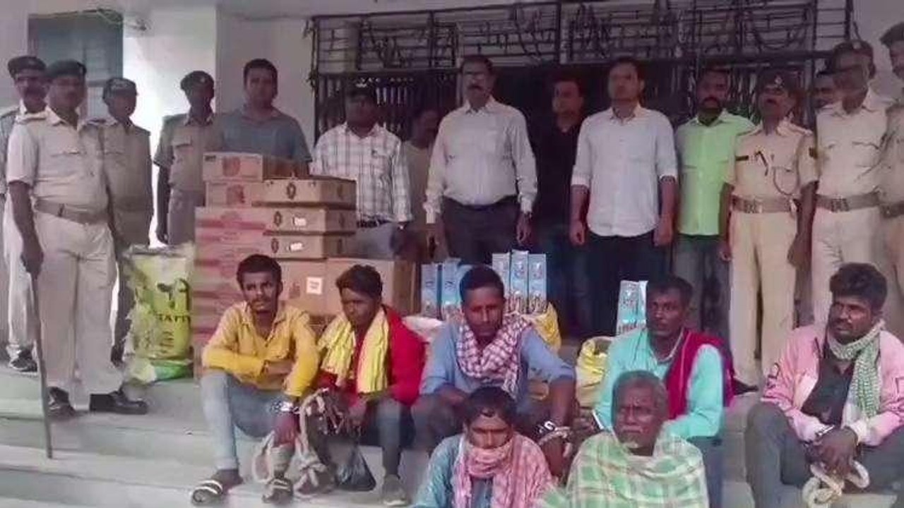 सहरसा: उत्पाद पुलिस को मिली बड़ी कामयाबी, 5 शराबी व दो कारोबारी हुए गिरफ्तार