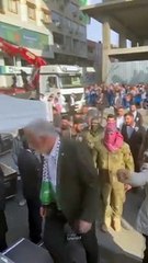 HÜDA-PAR lideri Yapıcıoğlu, Kassam Tugayları'nın üniformasını giyen kişiler sahneye çıktı