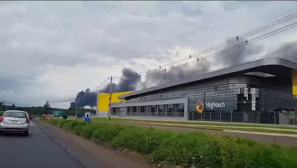 Download Video: Incêndio em depósito de combustíveis causa explosão e interdita rodovia em Chapecó