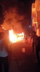 आतिशबाजी की चिंगारी से इस कदर लगी आग...!