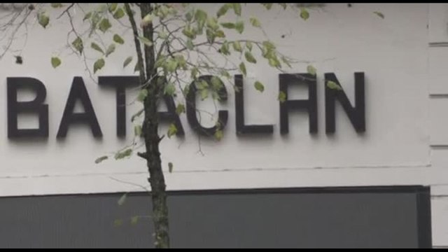 Parigi, Borne e Hidalgo alla commemorazione attacchi al Bataclan