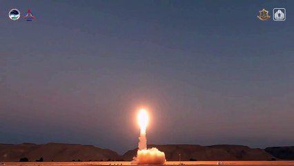 Минобороны Израиля показало кадры, как система ПВО Arrow работает по вражеским целям.