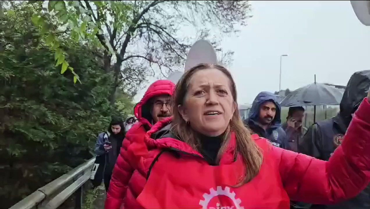 DİSK, gelir ve vergi adaletsizliği nedeniyle İstanbul'dan Ankara'ya yürüyüş başlattı