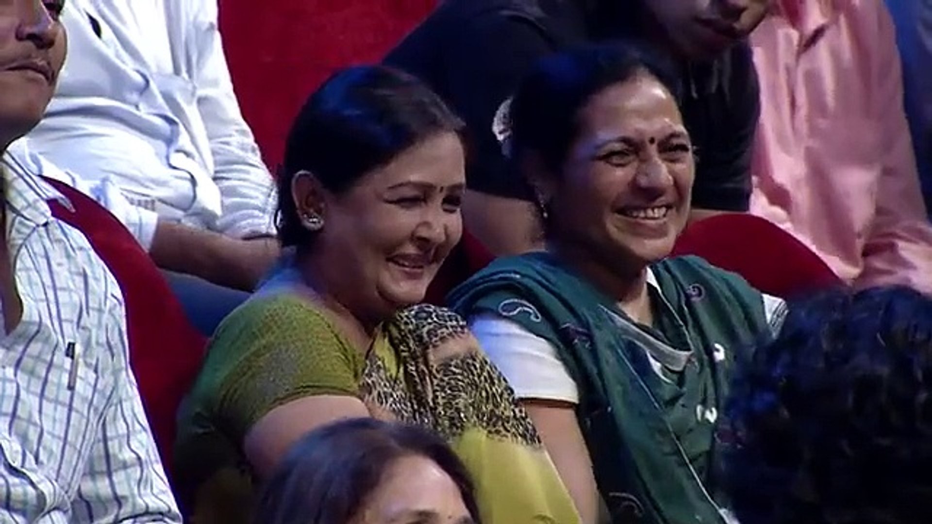 Comedy Nights With Kapil Episode 1