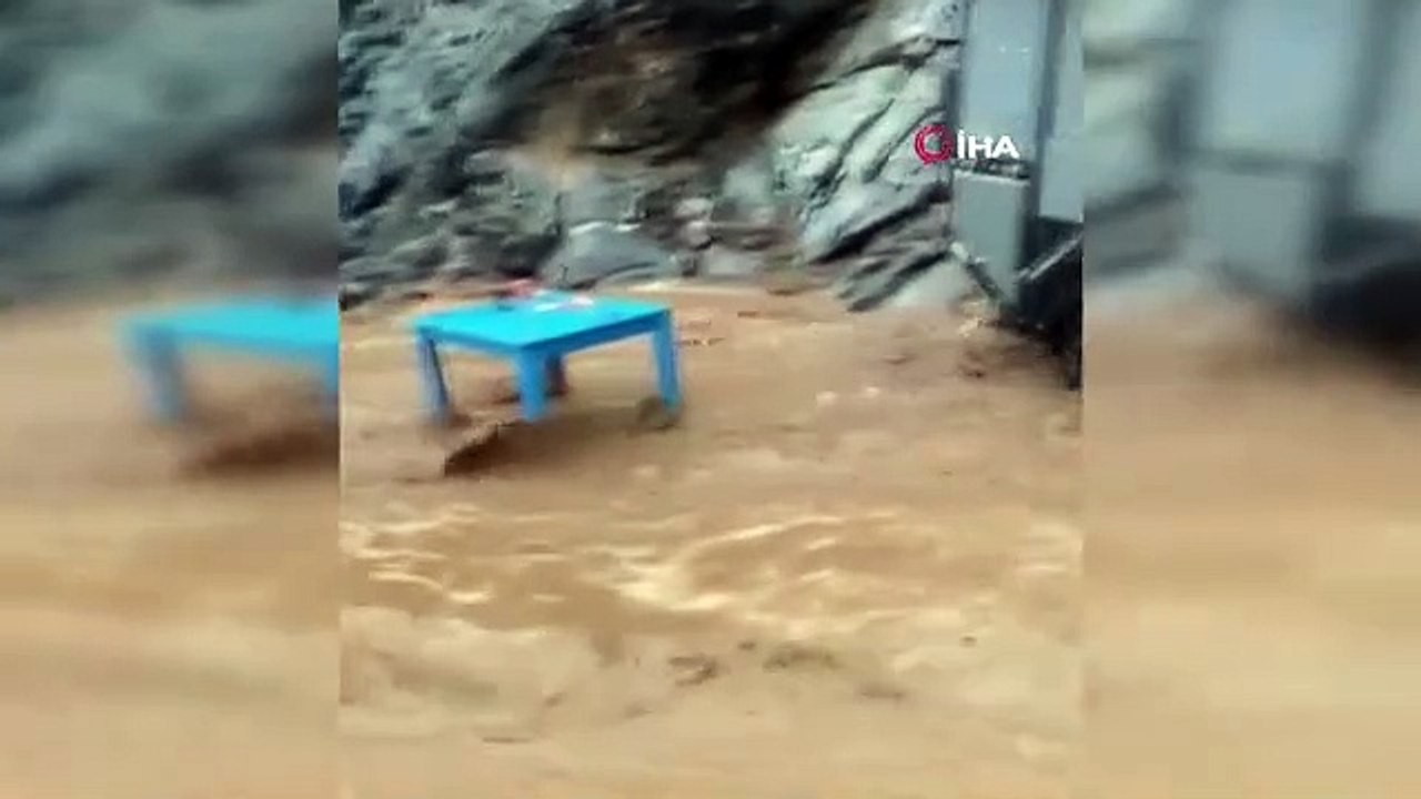 Muğla'da Kargıcak Koyu'nda Sel Felaketi