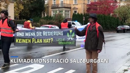 Klímademonstráció bénította meg a forgalmat Salzburg belvárosában hétfő reggel