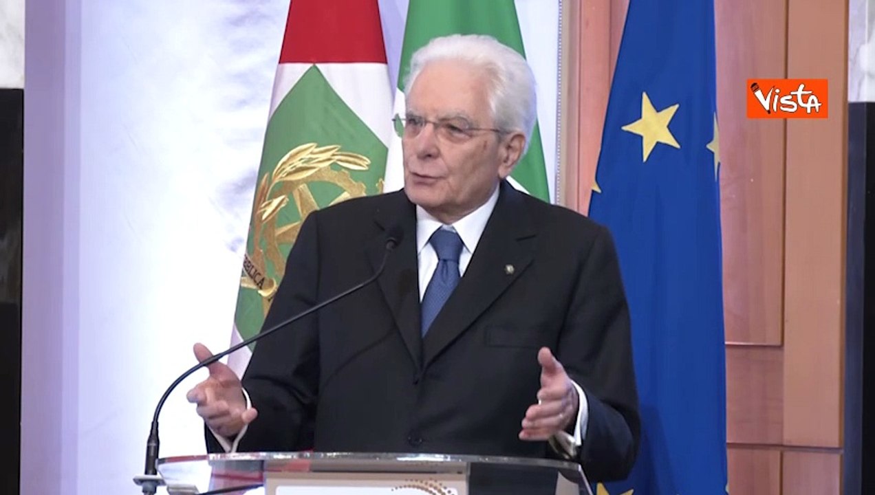 Mattarella alla Federico II di Napoli: "La paura distrugge, solo la cultura costruisce"