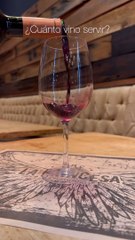 El vídeo más divertido para saber cuánto vino hay que echar en la copa en cada ocasión