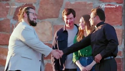 Découvrez la bande-annonce de la série The Curse disponible sur Paramount+