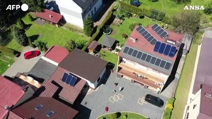 Le abitazioni inquinano meno, gli hotel di piu'