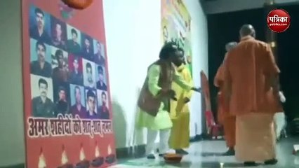 दीपावली के दूसरे दिन शहीदों की याद में मुख्यमंत्री ने जलाए दीए