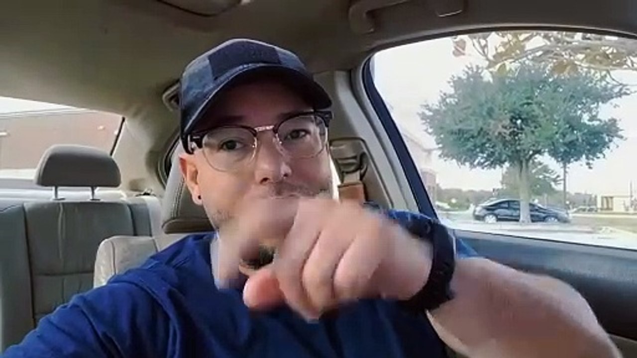 Empezando la semana con motivación y entrenamiento a tope pecho y triceps . Vlog