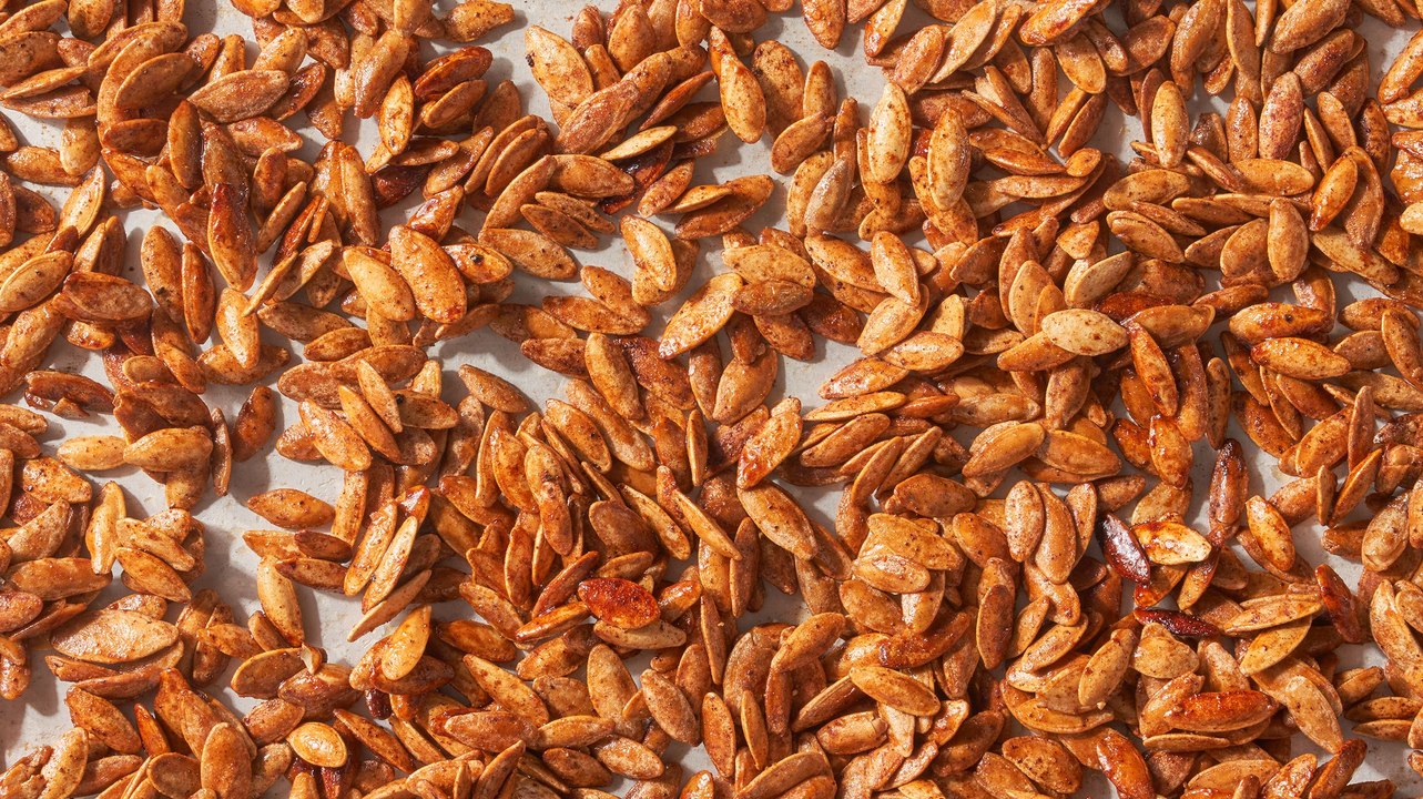 Roasted Pumpkin Seeds Are The Best Way To Use u...