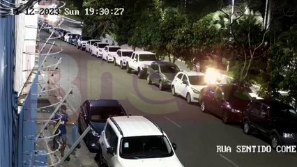 Vândalos apedrejam e roubam carro na região da Fonte Nova