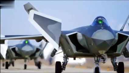 VIDEO: Vaikuttavia kuvia Kiinan J-20-hävittäjistä ennen ilmailunäytöstä Zhuhaissa