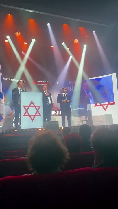 Le message très fort hier soir du président du consistoire israélite de Paris: "Les juifs ne doivent pas avoir peur. Personne ne nous empêchera de porter une kippa sur la tête, d'aller à la synagogue" - VIDEO