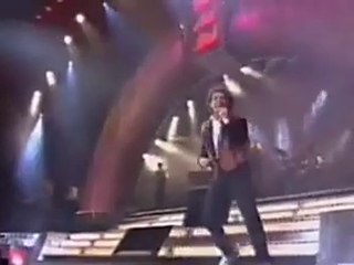 DREAMING by Cliff Richard - live performance 1995
